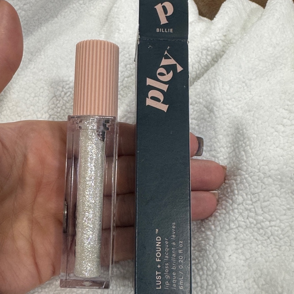 Hydrating Lip Volumizer